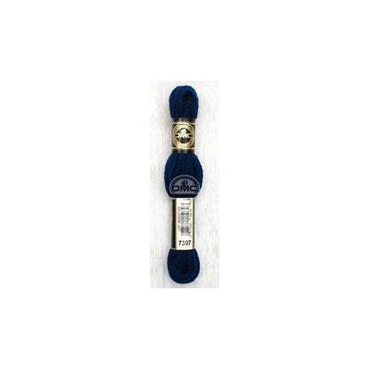 DMC Laine Colbert – 7307 Blaubeer-Blau