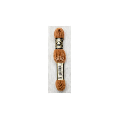 DMC Laine Colbert – 7508 Braun