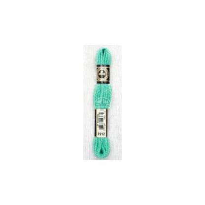 DMC Laine Colbert – 7912 Wasserminze