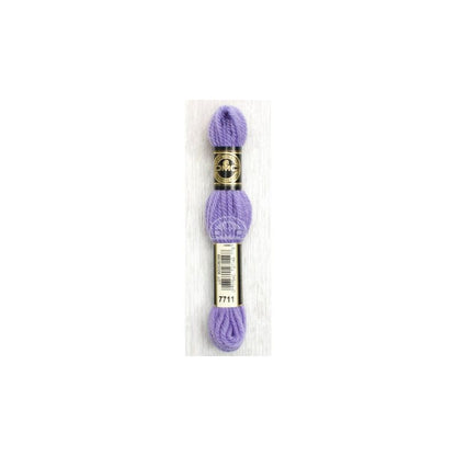 DMC Laine Colbert – 7711 Metallic-Mauve
