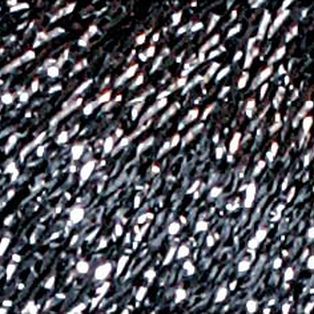 Madeira Nora, 25 g / ca. 100 m – Farbe 360 Silber-Schwarz