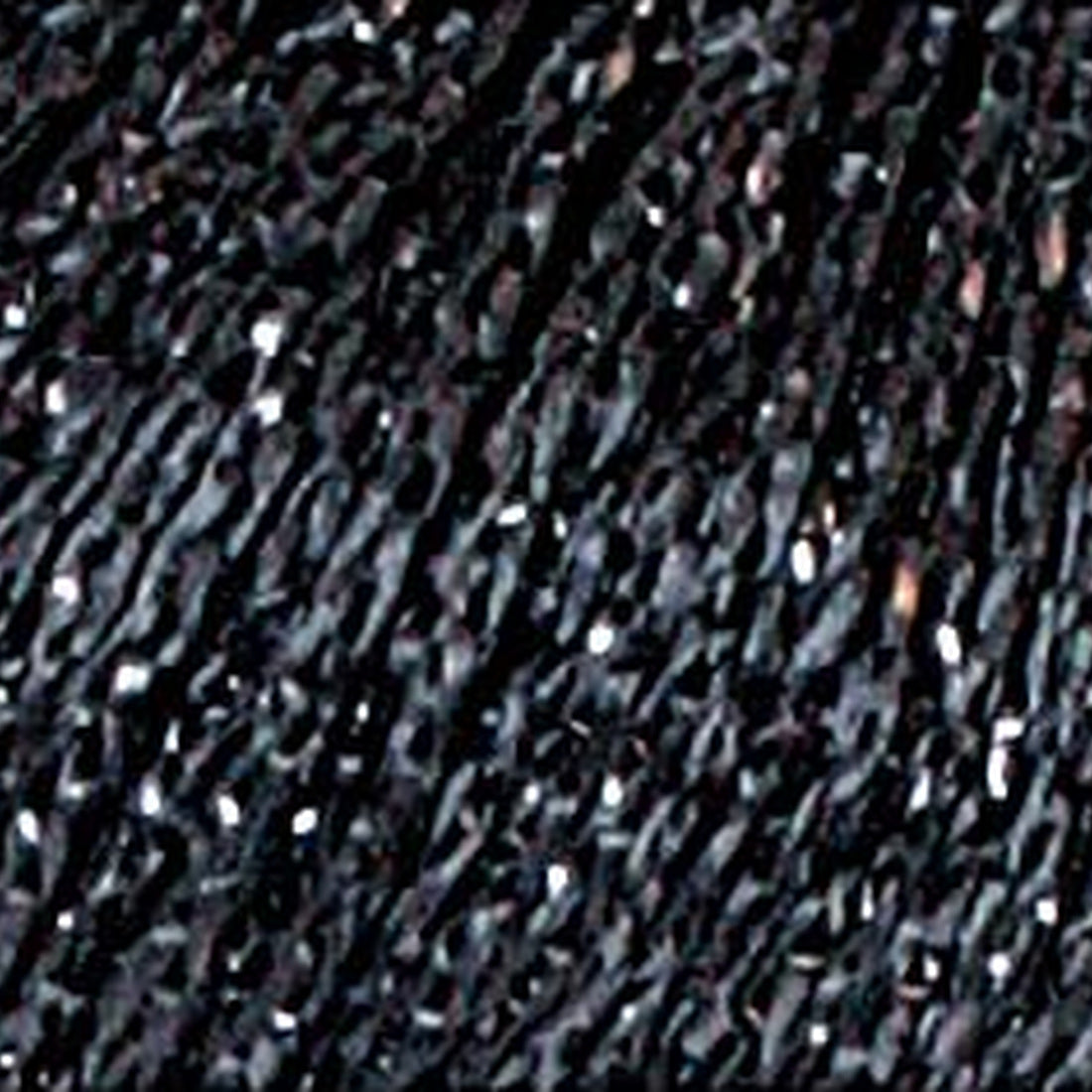 Madeira Nora, 25 g / ca. 100 m – Farbe 380 Schwarz
