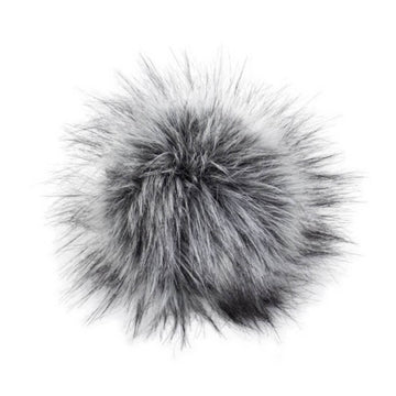 Pro Lana Pompon in Felloptik mit Druckknopf