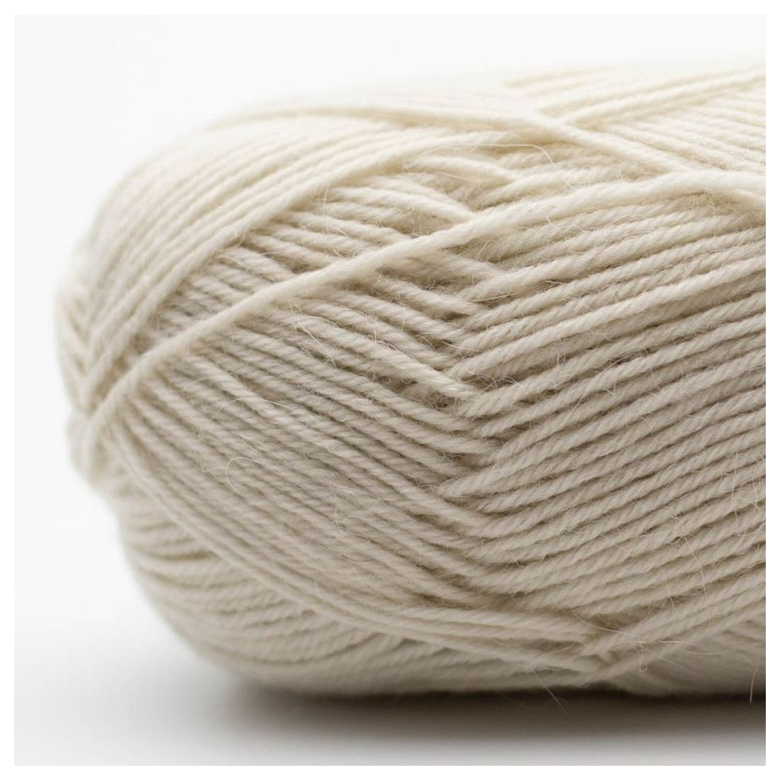 Edelweiss Alpaka 4fach von Kremke | 25g – 02 Weiß Gebleicht