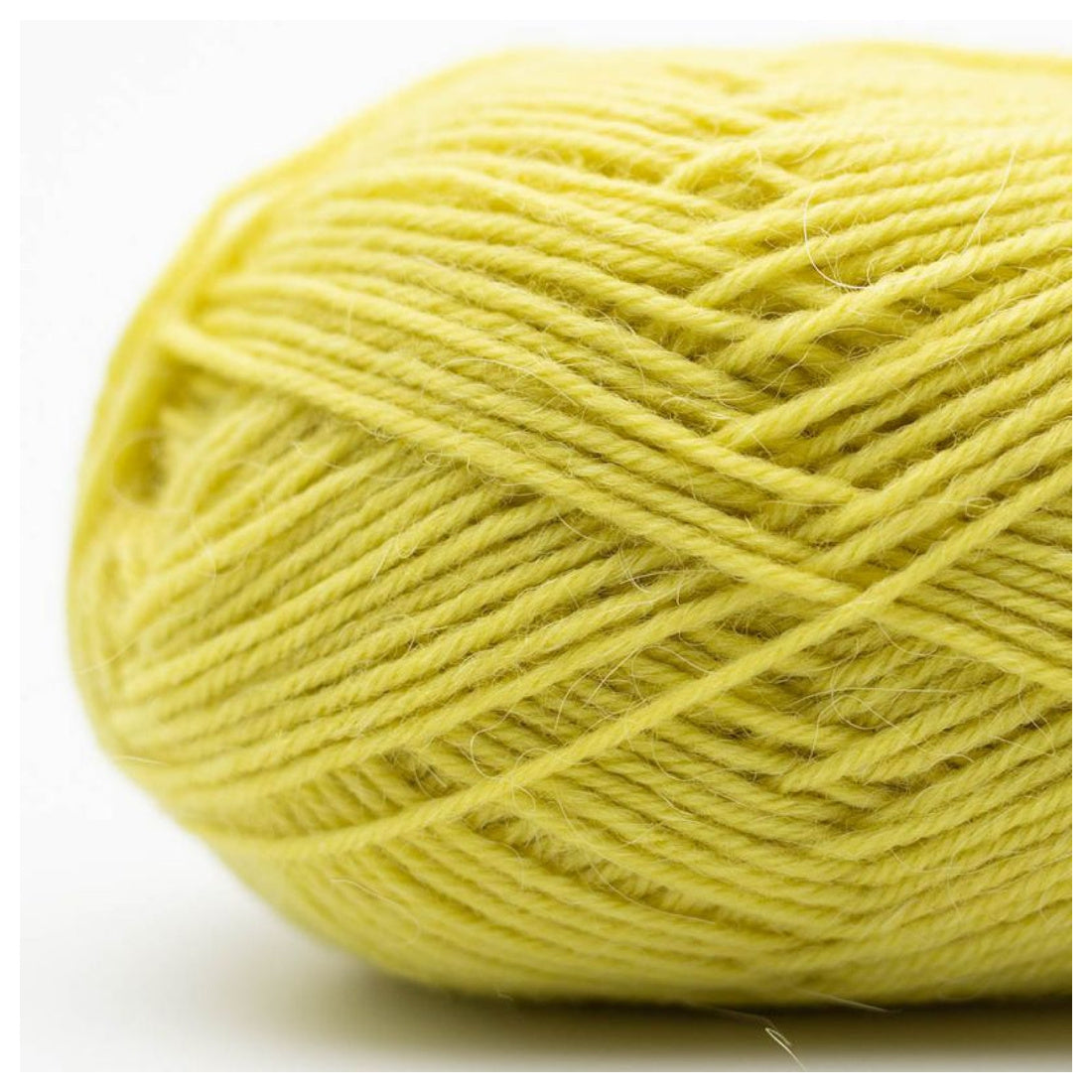 Edelweiss Alpaka 4fach von Kremke | 25g – 28 Grün Gelb
