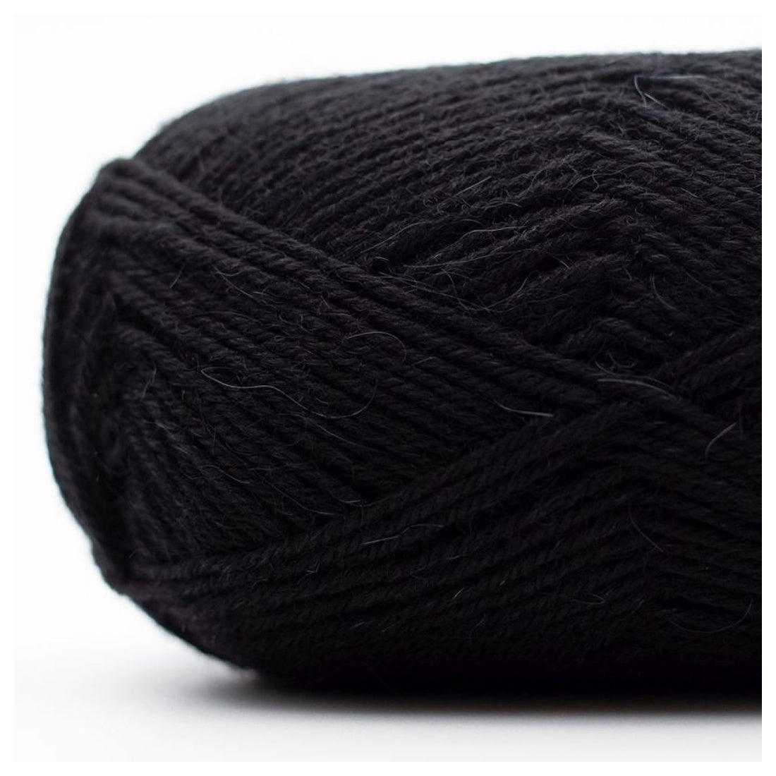 Edelweiss Alpaka 4fach von Kremke | 25g – 56 Schwarz