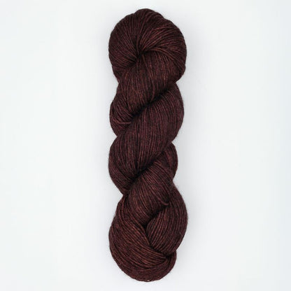 Serra von Symfonie Yarns | 100g – Mulled Wine [5006]