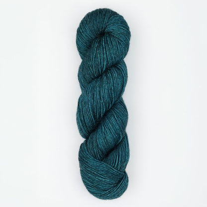 Serra von Symfonie Yarns | 100g – Abyss [5018]