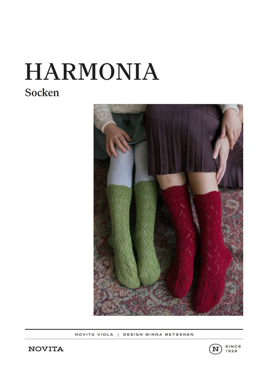 Novita HARMONIA – Strickanleitung für elegante Ajourmustersocken